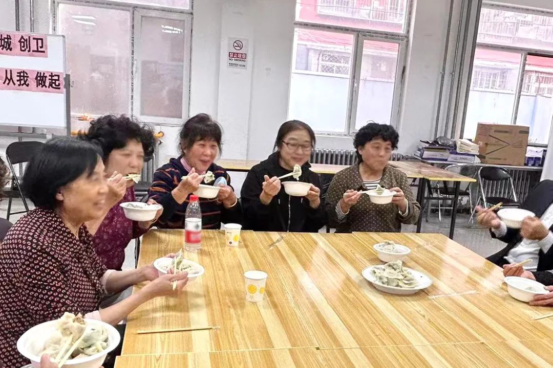 相伴重阳|爱传承·守家继承与老年朋友们重阳日共话传承